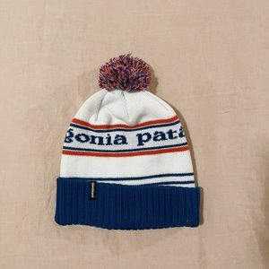Like new Patagonia powder town beanie.